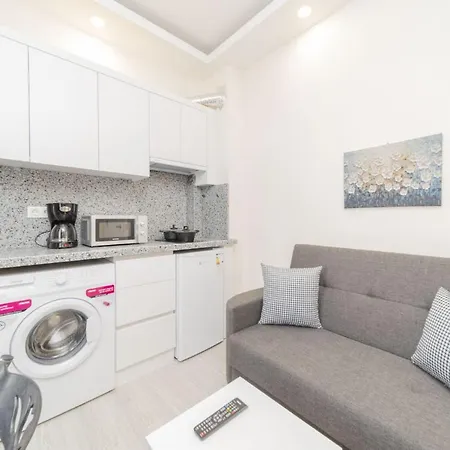 Appartamento Cozy Flat W Balcony 10 Min To Mermerli Beach *